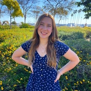 Meet your Posher, Alicia